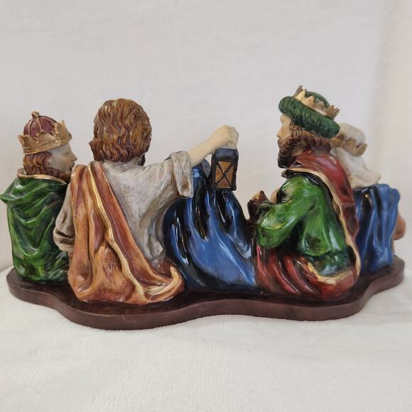NATIVITY SCENE figurine with wiseman 13 inches wide - Picture 2 of 4